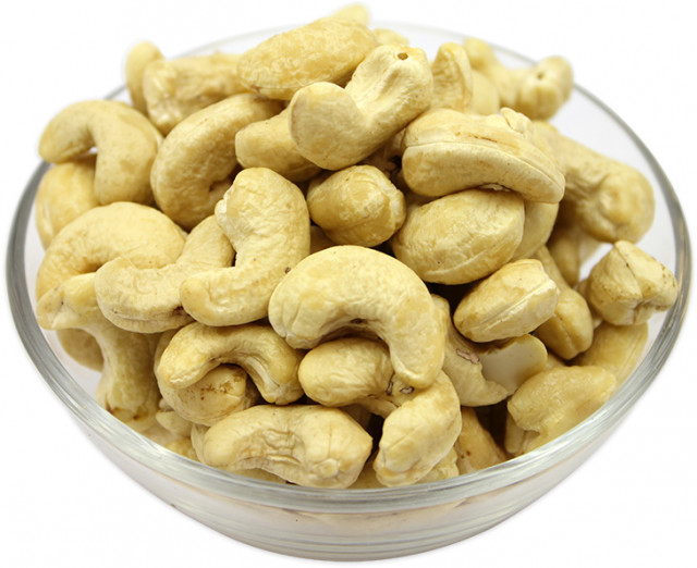 Raw Whole Cashew Nuts