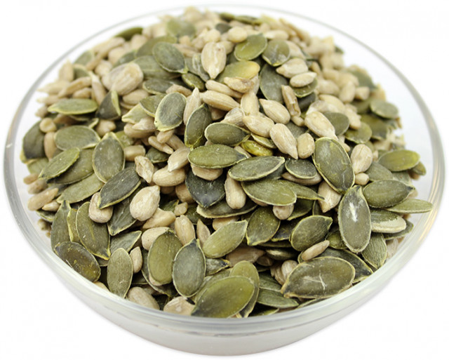 Mixed Sunflower & Pumpkin Seeds